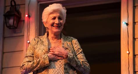 Addio A Olympia Dukakis Iconica Anna Madrigal Di Tales Of The City