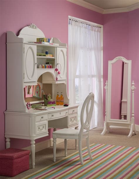 Gift & Home Today: Bedroom furniture designed for girls