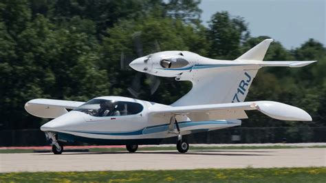 Super Seawind 5 Fun Facts About The World S Fastest Single Engine Amphibian Plane