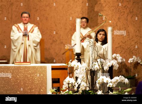 Catholic Altar Server Girl Hi Res Stock Photography And Images Alamy