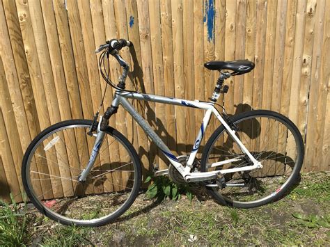 28 Inch Trek 7100 Multitrack Hybrid Mountain Bike Custom Aluminum For