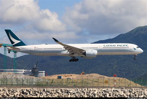 B Lxr Cathay Pacific Airbus A Photo By Gz T Id