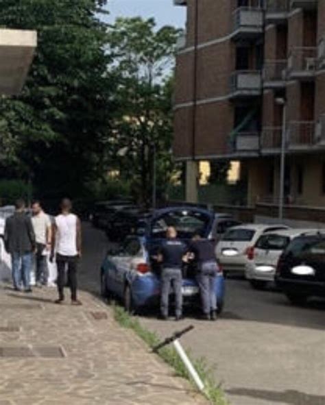 Bimba Di Anni Precipita Dal Balcone Di Casa Morta Zmedia Notizie