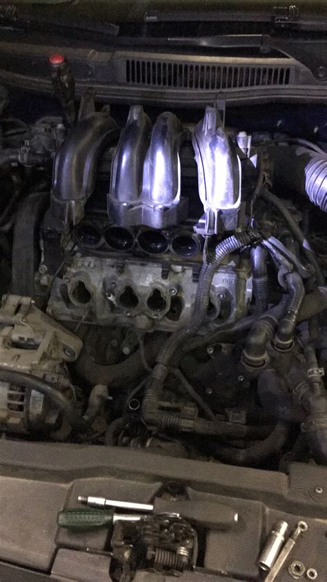 Замена распределителя зажигания, проводов и свечей bfq — Volkswagen ...