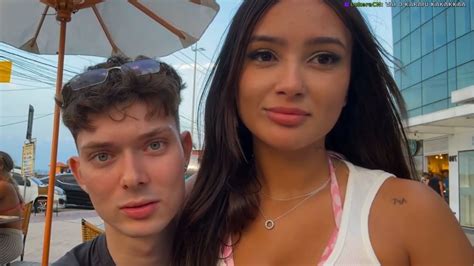 Emily Ferrer E 2 Cariocas - KOSKYNHO ENCONTRA EMILY FERRER NA PRAIA - YouTube