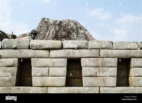 Inca stone walls in Machu Picchu Stock Photo - Alamy