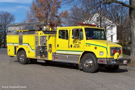 My hometown has a yellow fire truck still! : RealLifeShinies