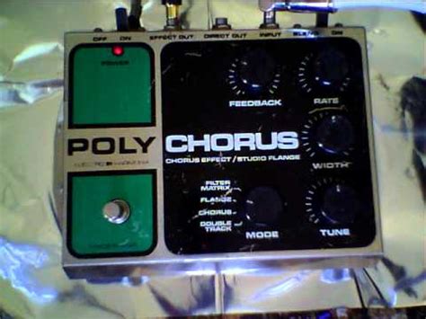 Electro Harmonix Polychorus - YouTube