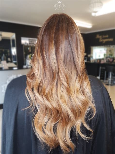 Honey Blonde Balayage Honeyblonde Balayage Balayageombre Hair Hairpainting Honey Balayage