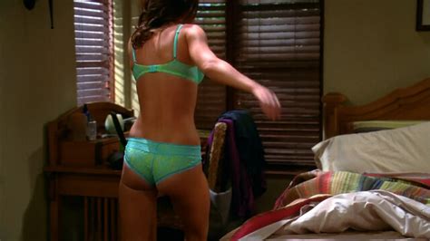 Nude Video Celebs Aly Michalka Sexy Two And A Half Men S11e11 2014