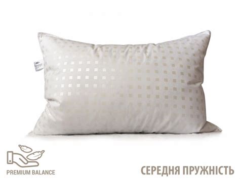 Подушка 50% пух средняя 50х70 см белая Premium Balance белая в сумке ...