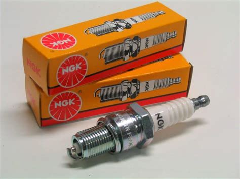 Spark plug NGK BP7ES – Motogadgets