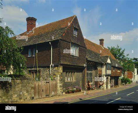 Lewes House Sussex Hi Res Stock Photography And Images Alamy