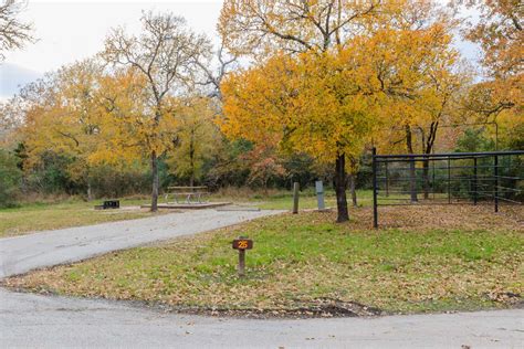 Lake Somerville State Park And Trailway Campsites With Electricity