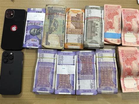 The Police Laid Siege To Dabish Mobile And Car Seized Including Rs 1 25 Lakh Ipl में ऑनलाइन