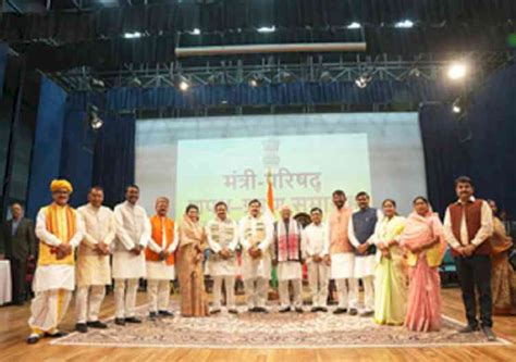 Bjps Caste Balance In Mp Cabinet 11 Obc 6 Sc And 4 St Members Inducted