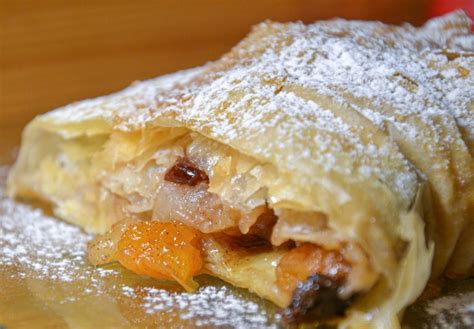 Easy Homemade Apple Strudel in Phyllo Dough - Tasted Stories