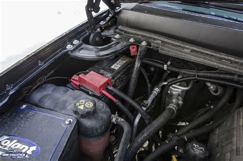 Replace The Battery In Your 2007 2015 Silverado Or Sierra 1500 The Garage Archive Gm