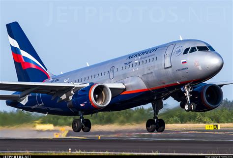 VP BWL Airbus A319 111 Aeroflot Pellikka Janne JetPhotos