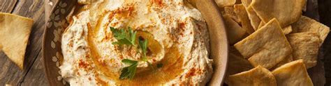 Hummus and Pita Bread | Electrolux Arabia