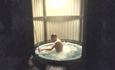 Naked Guys Sauna Dive ThisVid