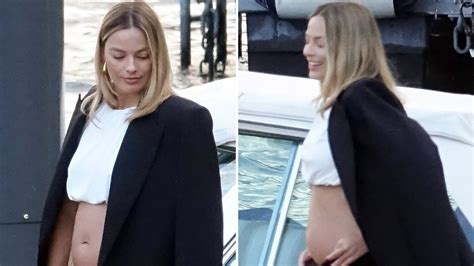 Margot Robbie Shows Baby Bump