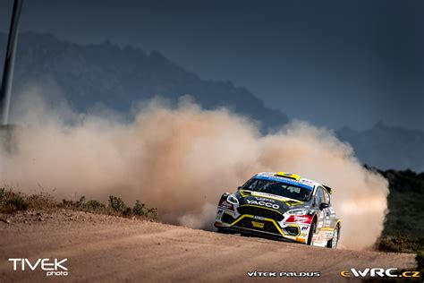 Cais Erik T Nsk Petr Ford Fiesta Rally Rally Italia Sardegna