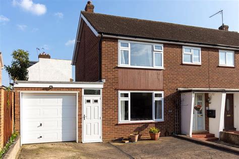 Batford Road Harpenden 3 Bed Semi Detached House £580 000