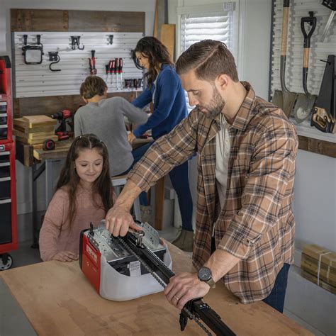 CRAFTSMAN 1/2-HP CMXEOCG323 Smart Chain Drive Garage Door Opener Wi-fi