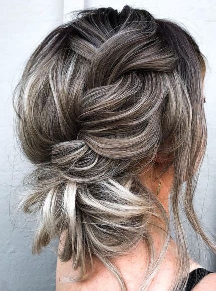 32 Classy Pretty And Modern Messy Hair Looks Simple And Sweet Textured Updo