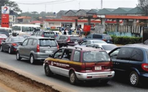 Residents Groan As Fuel Sells For N Per Litre In Delta State