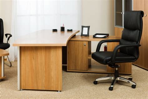 Home Office Desk Sets The Stage For Productive Remote Work