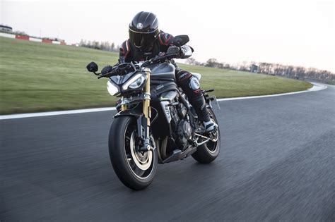 The Speed Of Light New Triumph Speed Triple 1200 RS Enters The Super