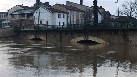 Landes Vigilance Orange Vagues Submersion Sur Le Littoral Et Crues