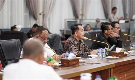 Pj Gubernur Sumut Pimpin Rapat Pb Pon Sumut Bersama Kemenpora Dan Koni