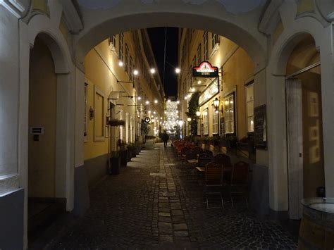 Wien Bezirk The Art Of Very Historic Streets In The S Flickr