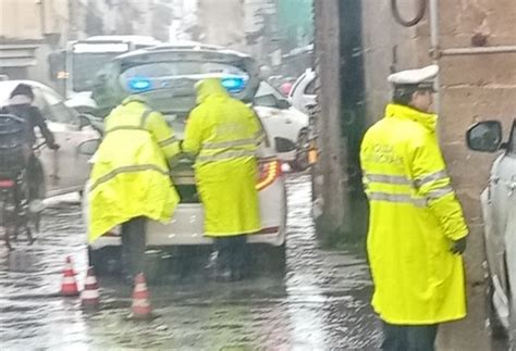 Fugge Dopo L Incidente In Via Canova Rintracciato Nove Da Firenze