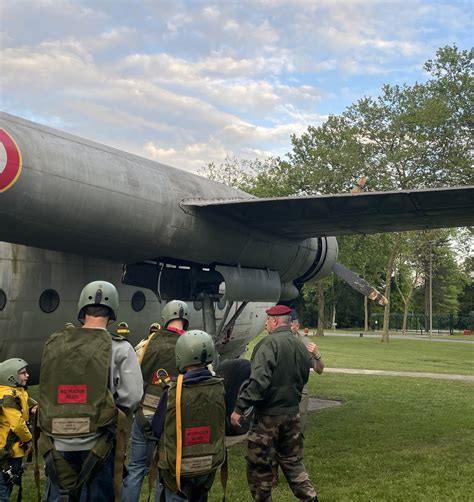 Musée mémorial des parachutistes UNP640 Ecole des troupes aéroportées