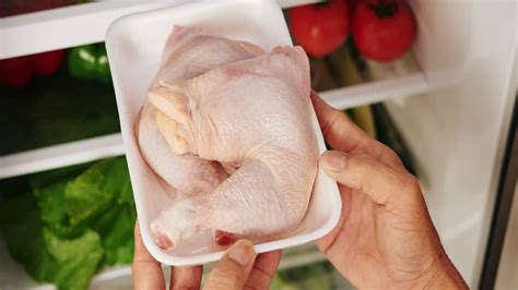 Cuánto tiempo dura el pollo y la carne en la heladera antes de echarse