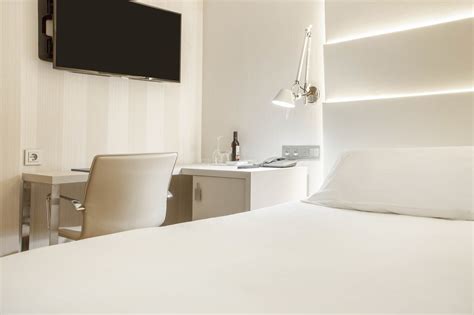 Hotel NH Madrid Balboa | Up to 25% off | nh-hotels.com