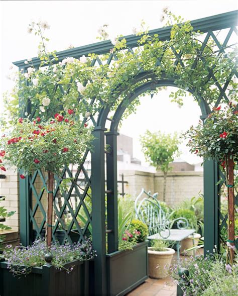 25 Easy and Gorgeous Trellis Ideas for Your Garden