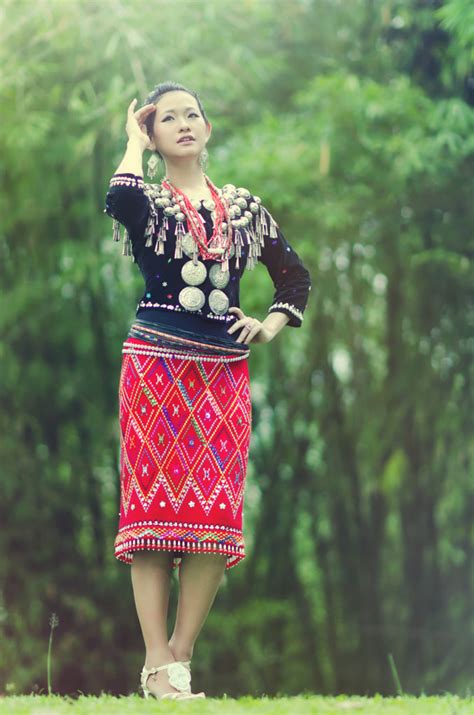 Kachin Ethnic Jing Hpaw Traditional Dressing Style By Ko Zaw 500px