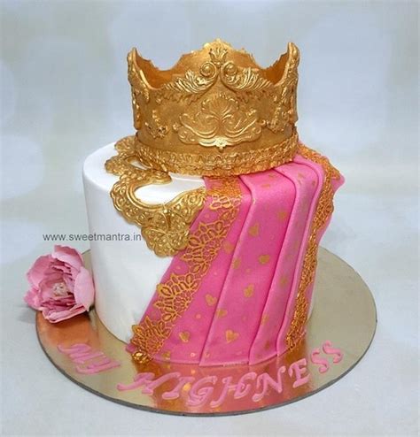 Saree And Crown Cake Decorated Cake By Sweet Mantra Cakesdecor