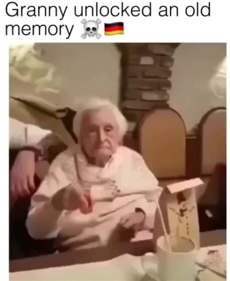 Abuela Alemana Desbloqueando Recuerdos Meme Subido Por Quintube