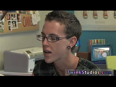 Jóvenes sexy hombres desnudos emo chicos sexo porno estos chicos son sexy y XVIDEOS