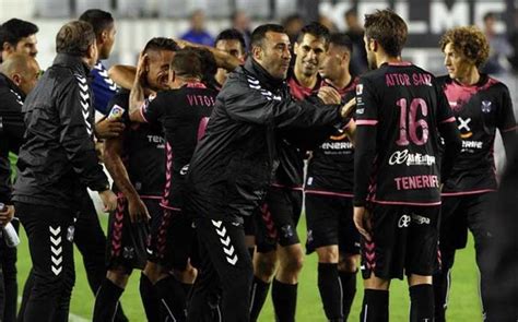 El Tenerife Destituye A Ra L Agn Tras Los Malos Resultados