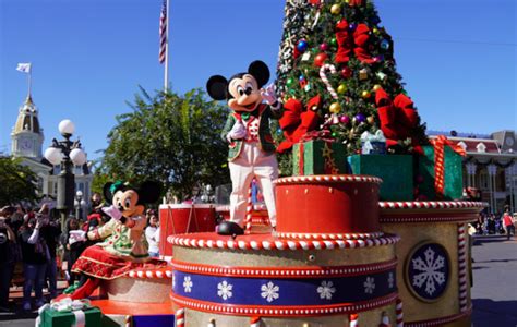 Mickeys Once Upon A Christmastime Parade Daytime Photos And Video 2021