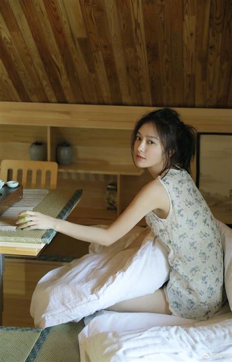 Nhan sắc thật ngoài đời của dàn cung tần mỹ nữ hot 100 độ trong Diên Hi Công Lược