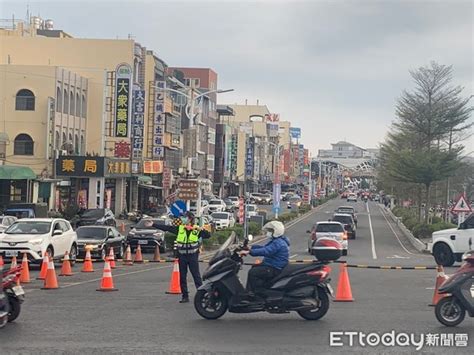 清明連假小琉球、華僑市場湧人潮 東港抗塞交通疏導指南曝光 Ettoday地方新聞 Ettoday新聞雲