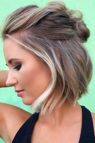 Short Hair Hairstyles Half Up Wavy Haircut